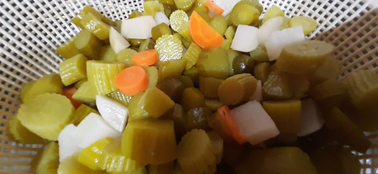 Mixed Lebanese pickles